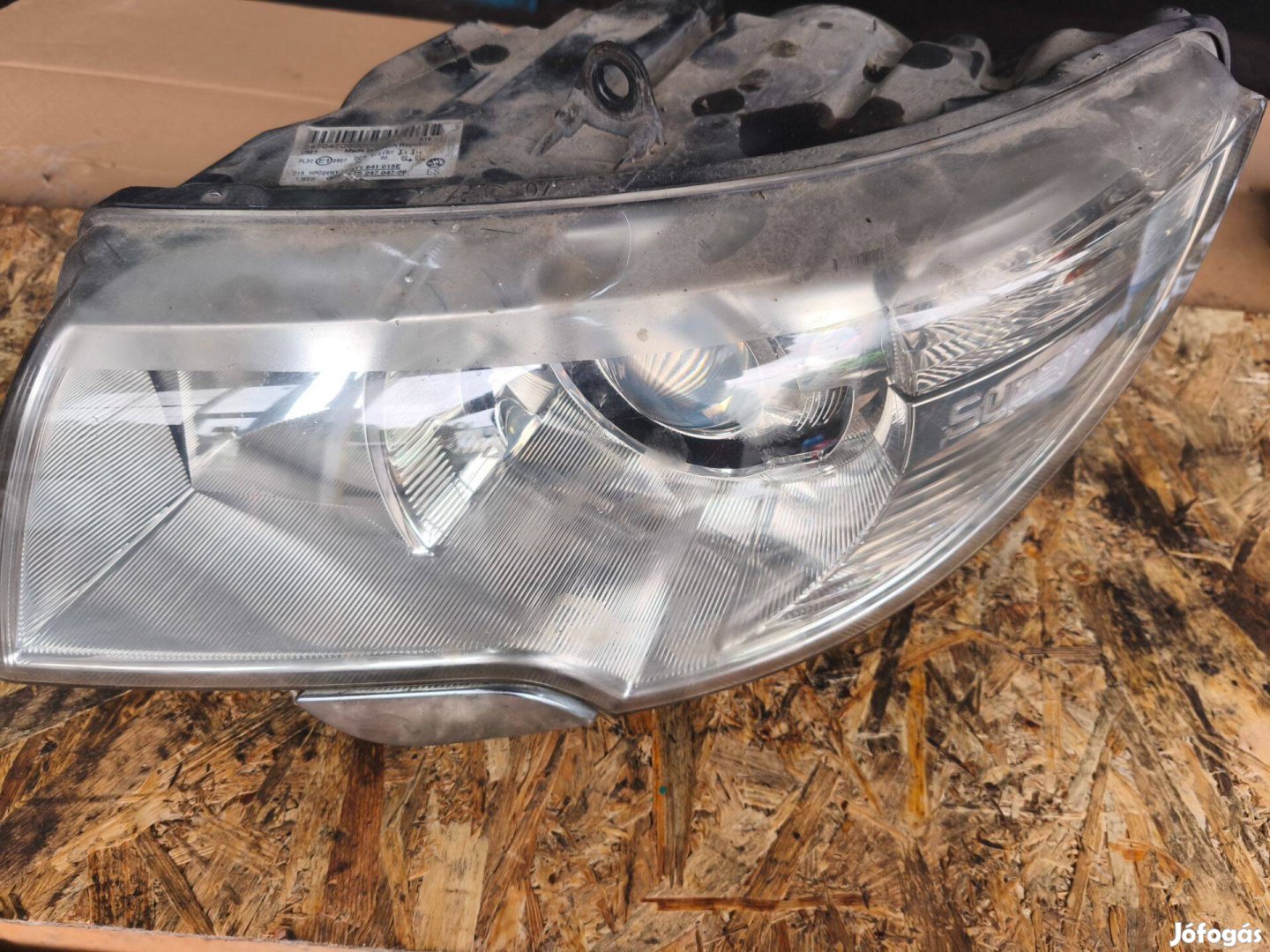 Skoda Superb II 2008-2013 bal első lámpa Xenon fényszóró