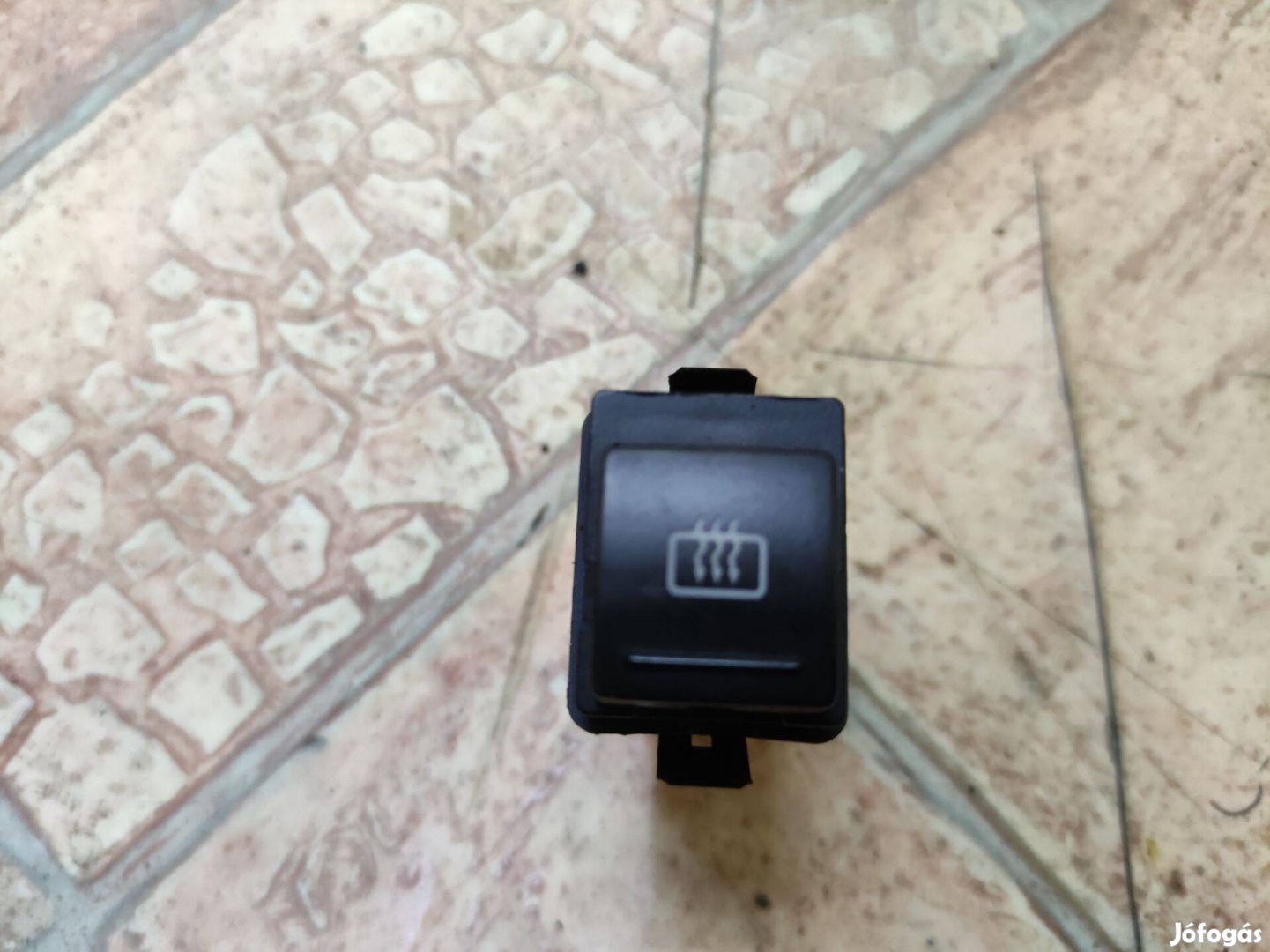 Skoda Superb I hátsó ablak szélvédő fűtés kapcsoló