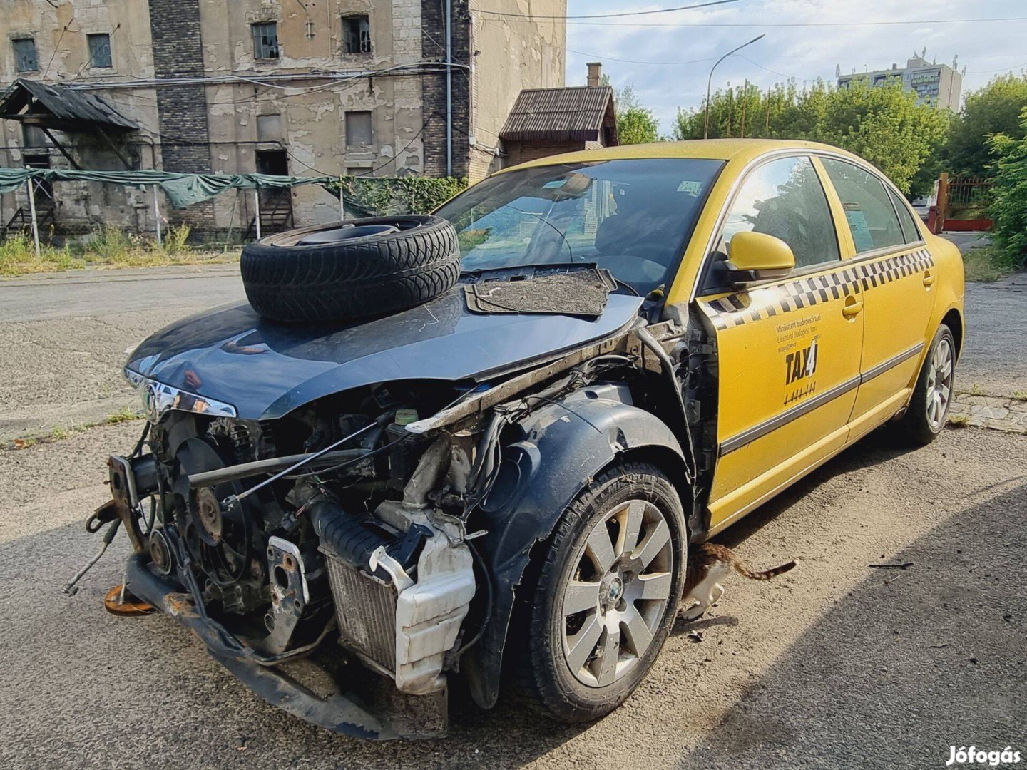 Skoda Superb bal első ajtó