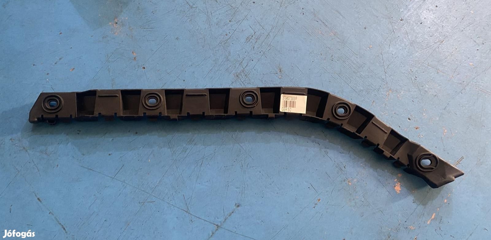 Skoda Superb bal hátsó lökhárító tartó 3T9807393 eladó