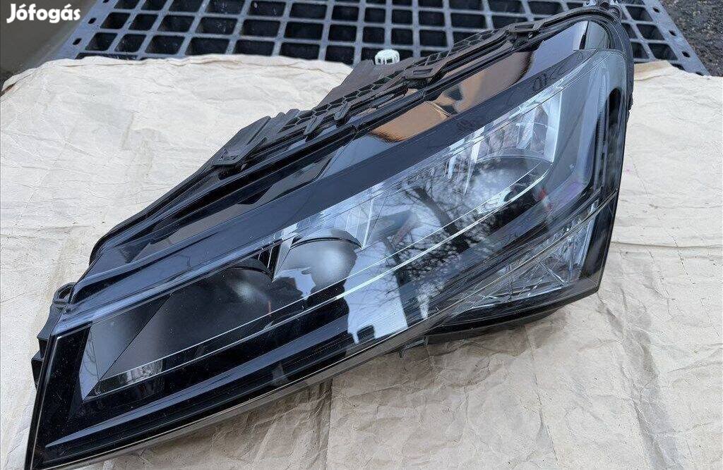 Skoda Superb led fényszóró 3v1941015c