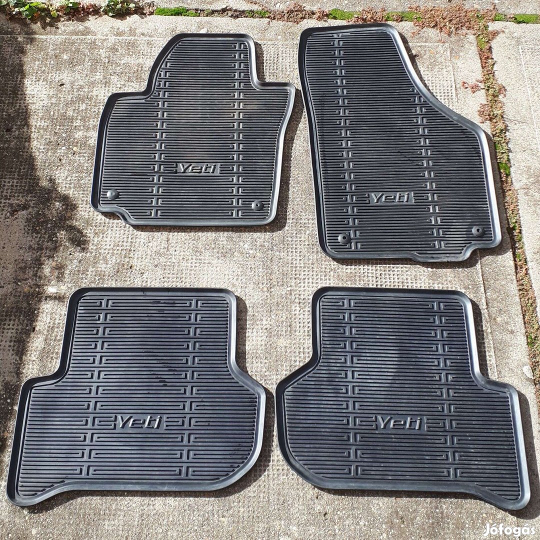 Skoda Yeti gyári gumiszőnyeg garnitúra
