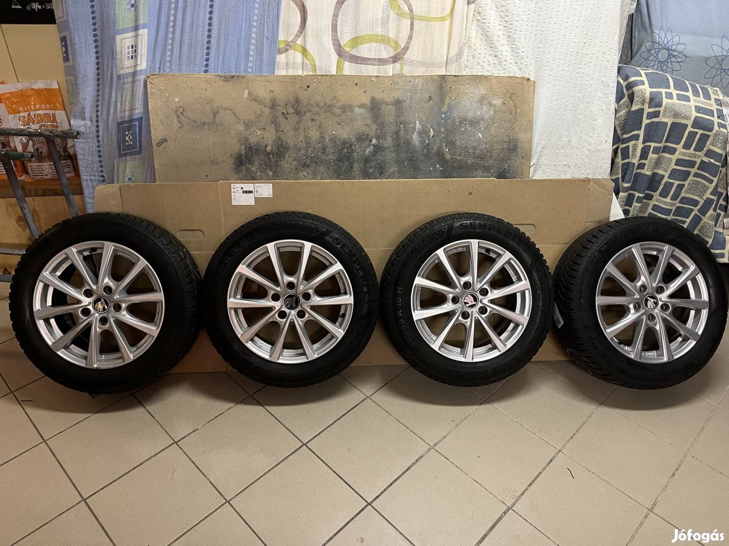 Skoda alufelni 205/55 R16 Téli gumival