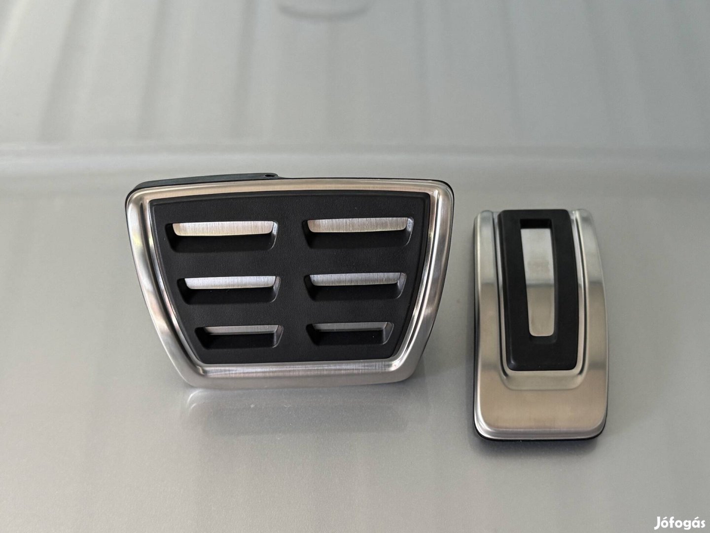 Skoda eredeti és új nemesacél pedálborítás készlet