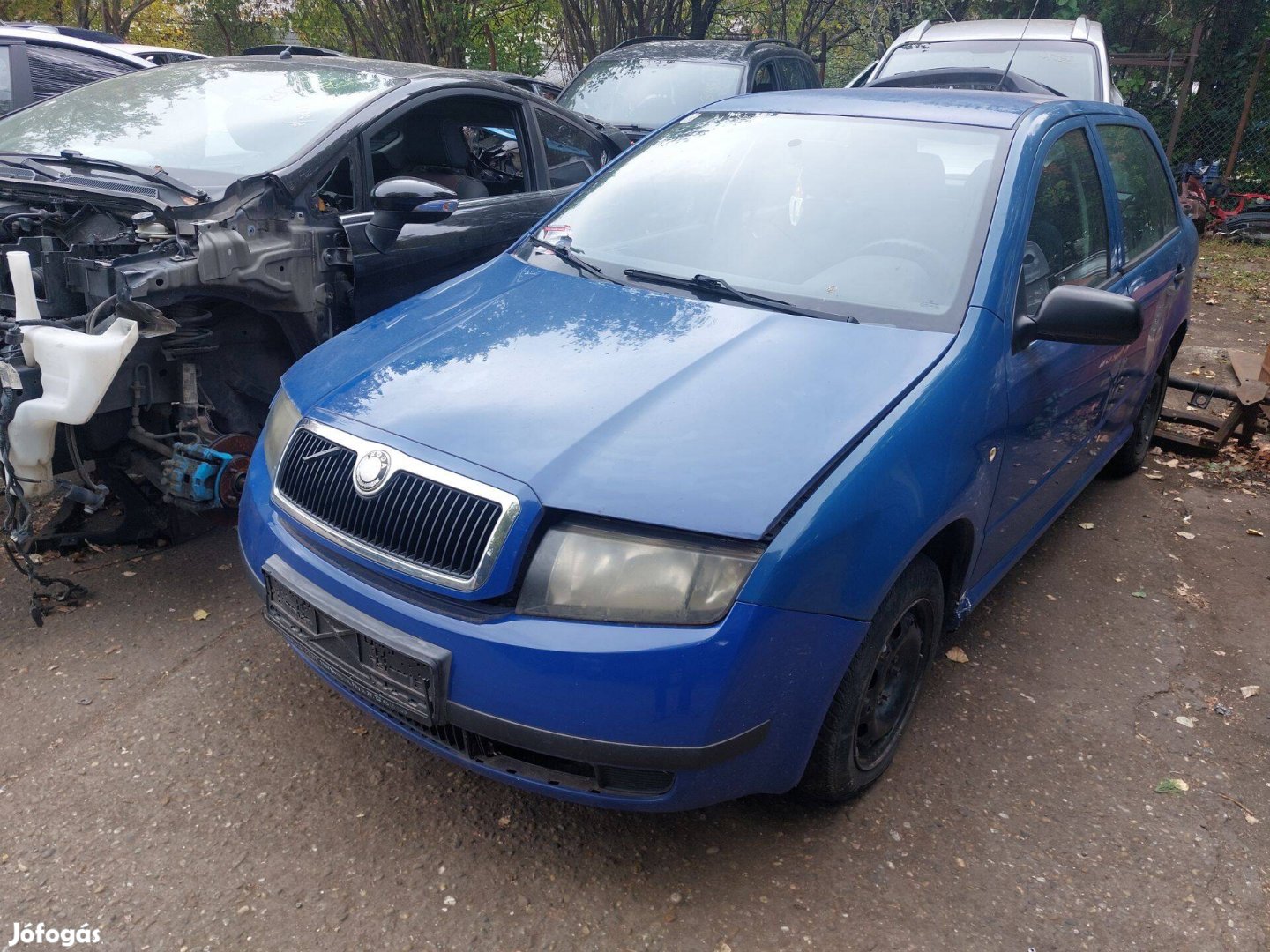 Skoda fabia 1 karosszéria elemei kék 4590