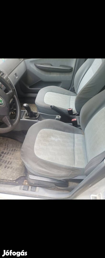 Skoda fábia  1.4  bontott alkatrészei 