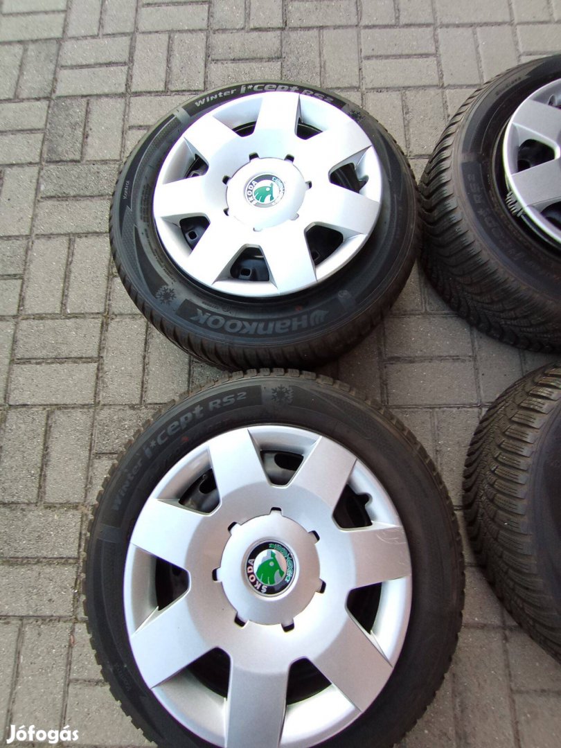 Skoda fabia hankook téli gumi 185/60 R14 Újszerű állapotban