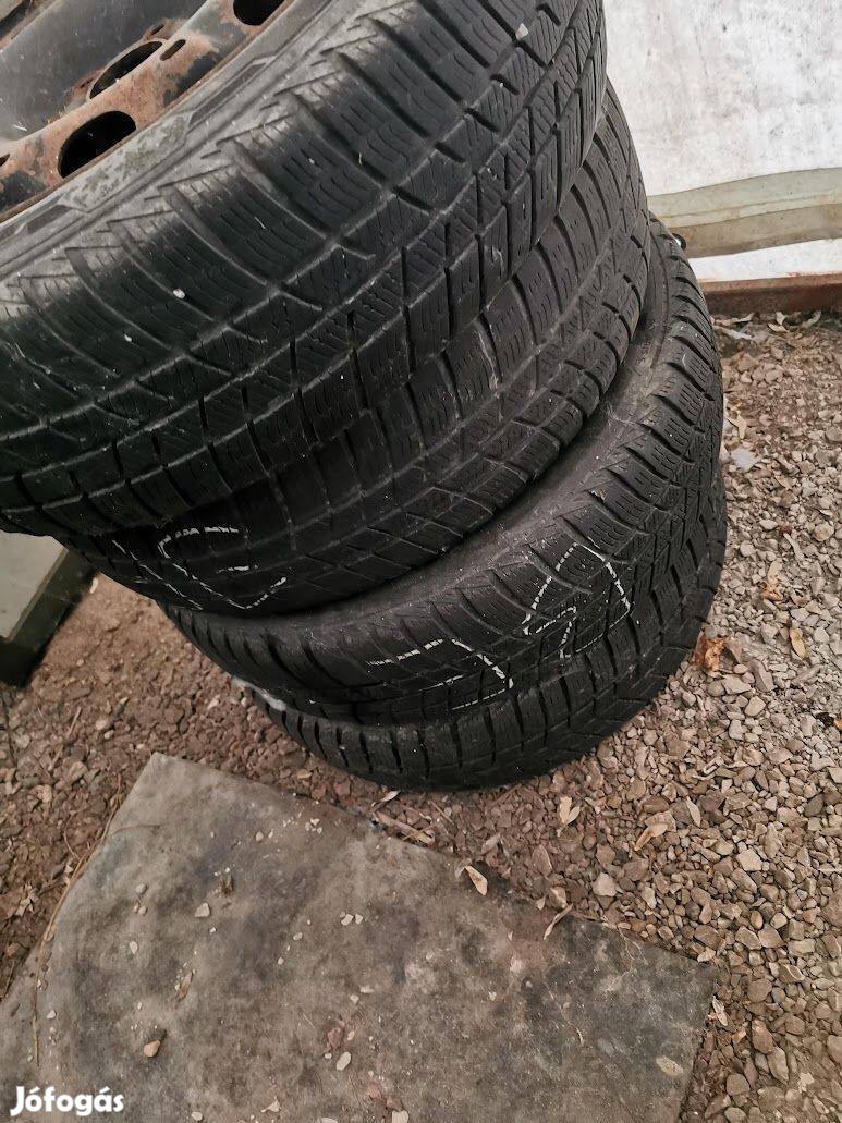 Skoda fabia lemezfelnik 175/65 14 téli gumikkal