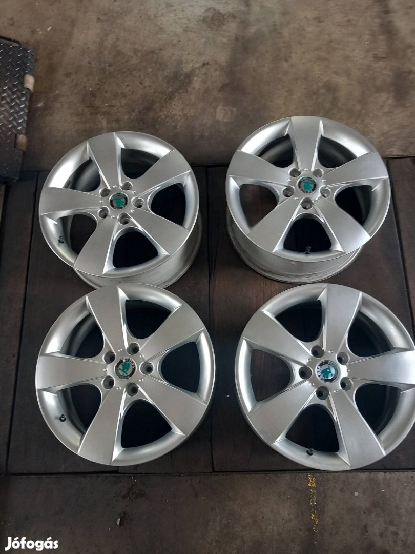 Skoda gyári 17 colos alufelni 5x112 eladó