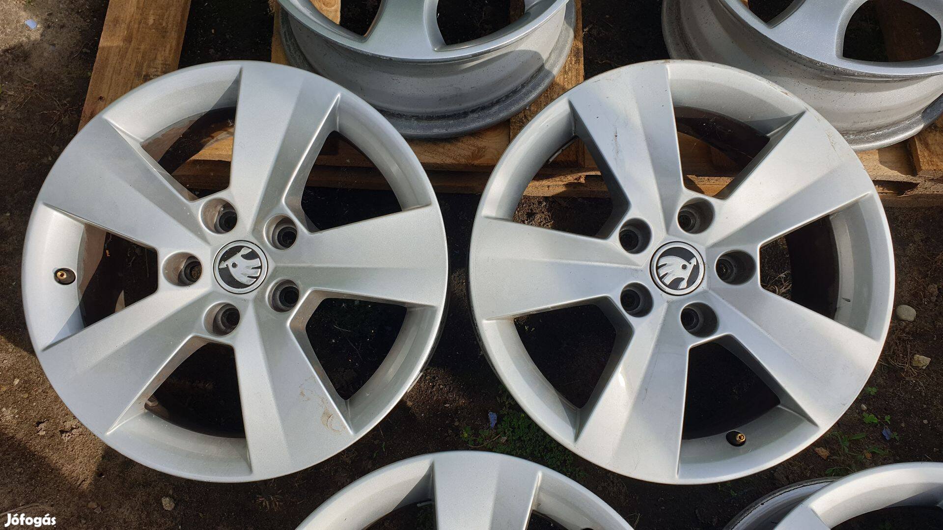 Skoda gyári alufelni 16" col