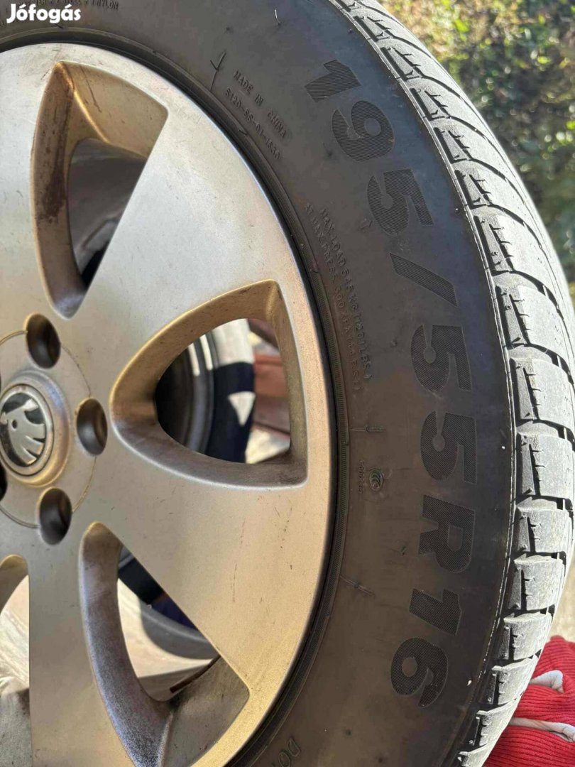 Skoda gyári alufelni 