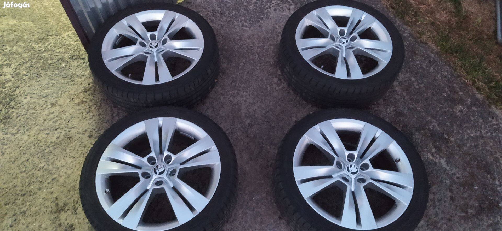 Skoda gyári alufelni garnitúra 18as