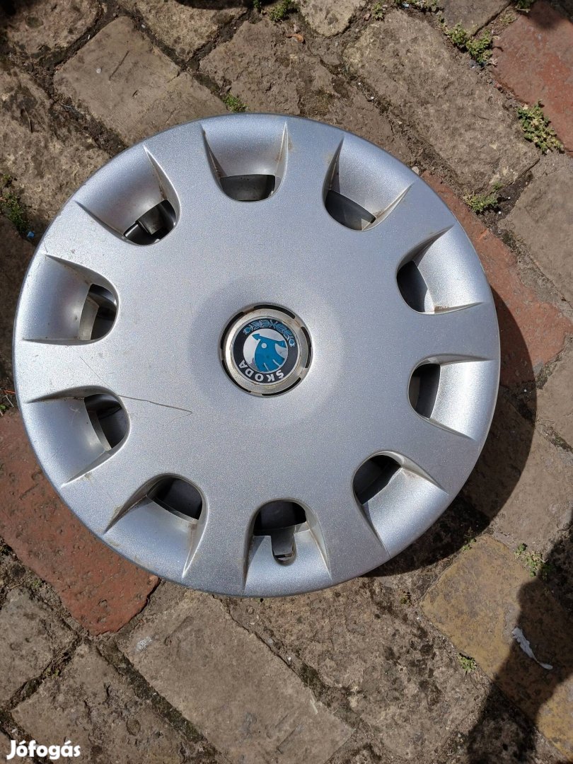 Skoda gyári disztárcsa garnitúra 14"eladó. 