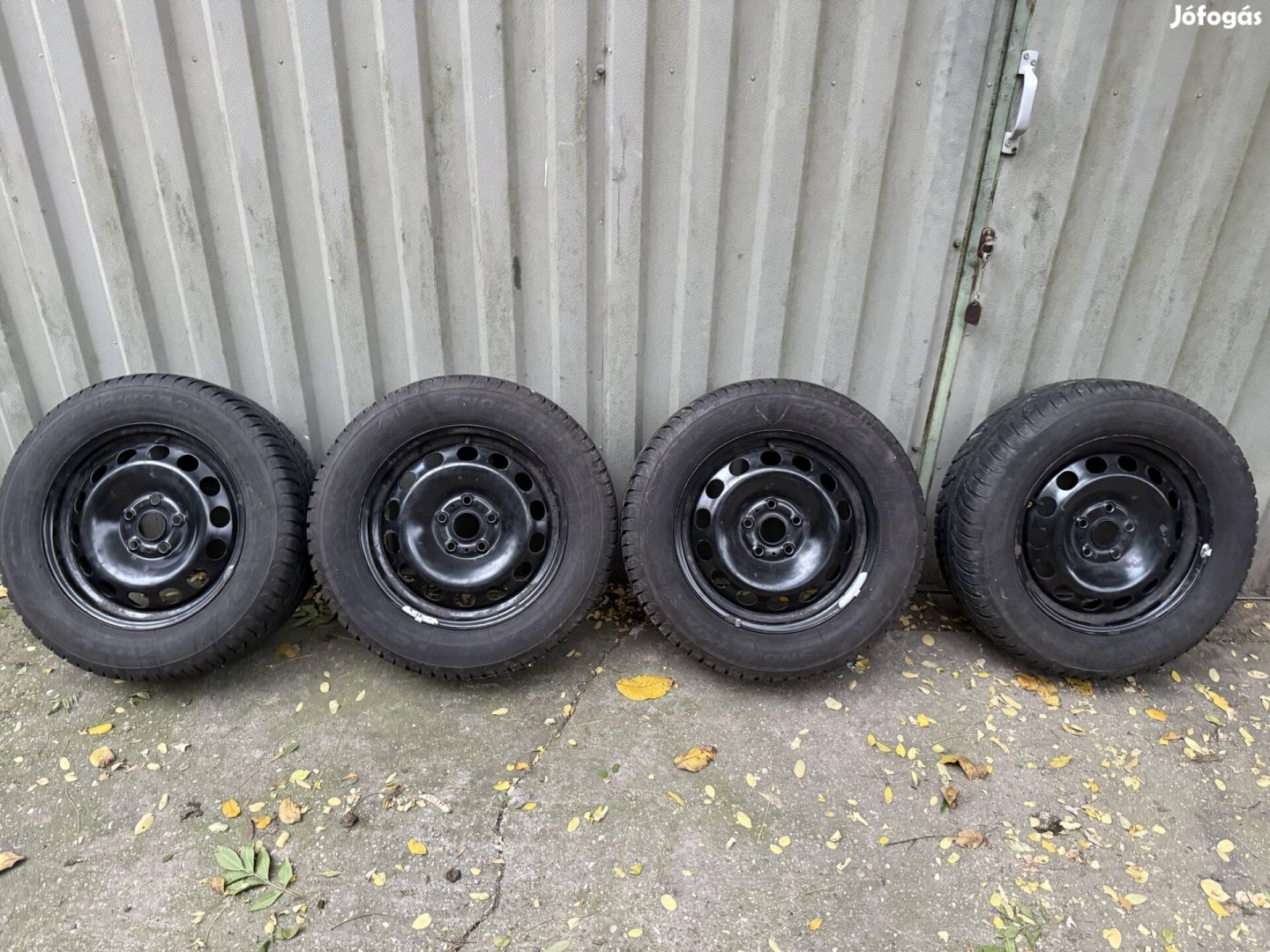 Skoda karoq lemezfelni téligumival 16