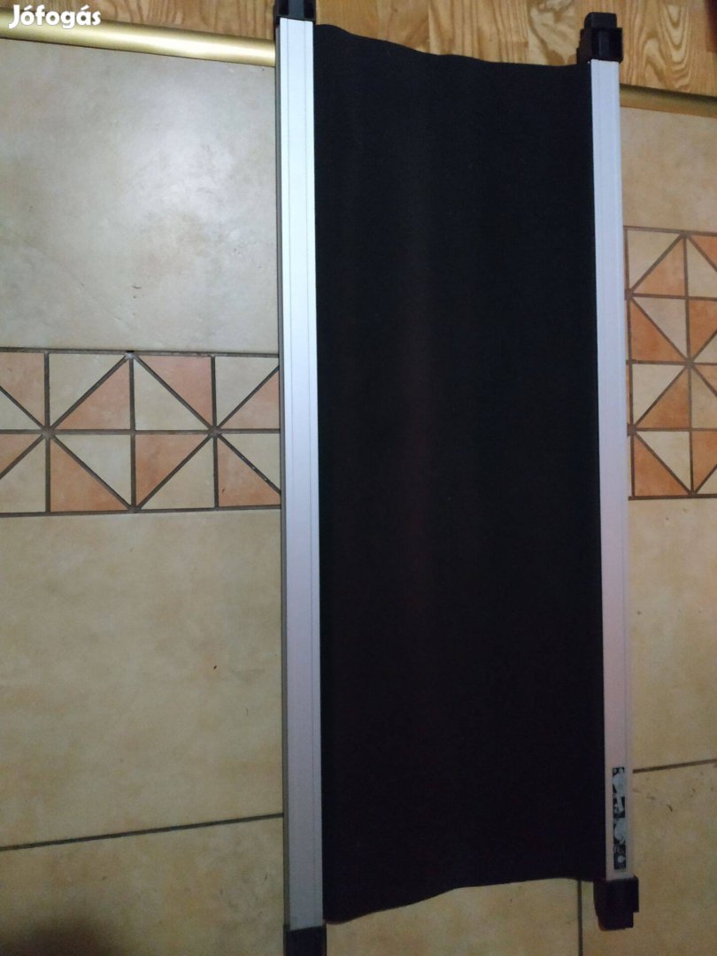 Skoda multifunkciós doboz/zseb Octavia IV Combi-hoz, max. terhelés 3,5