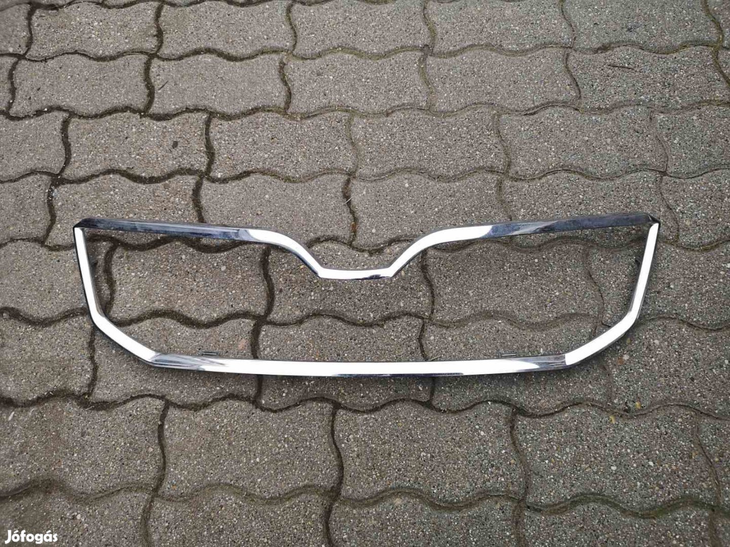 Skoda octavia 3 díszrács króm keret 5E0853761A eladó