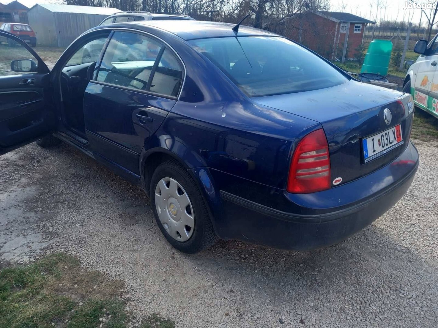 Skoda superb Pdtdi alkatrészek 