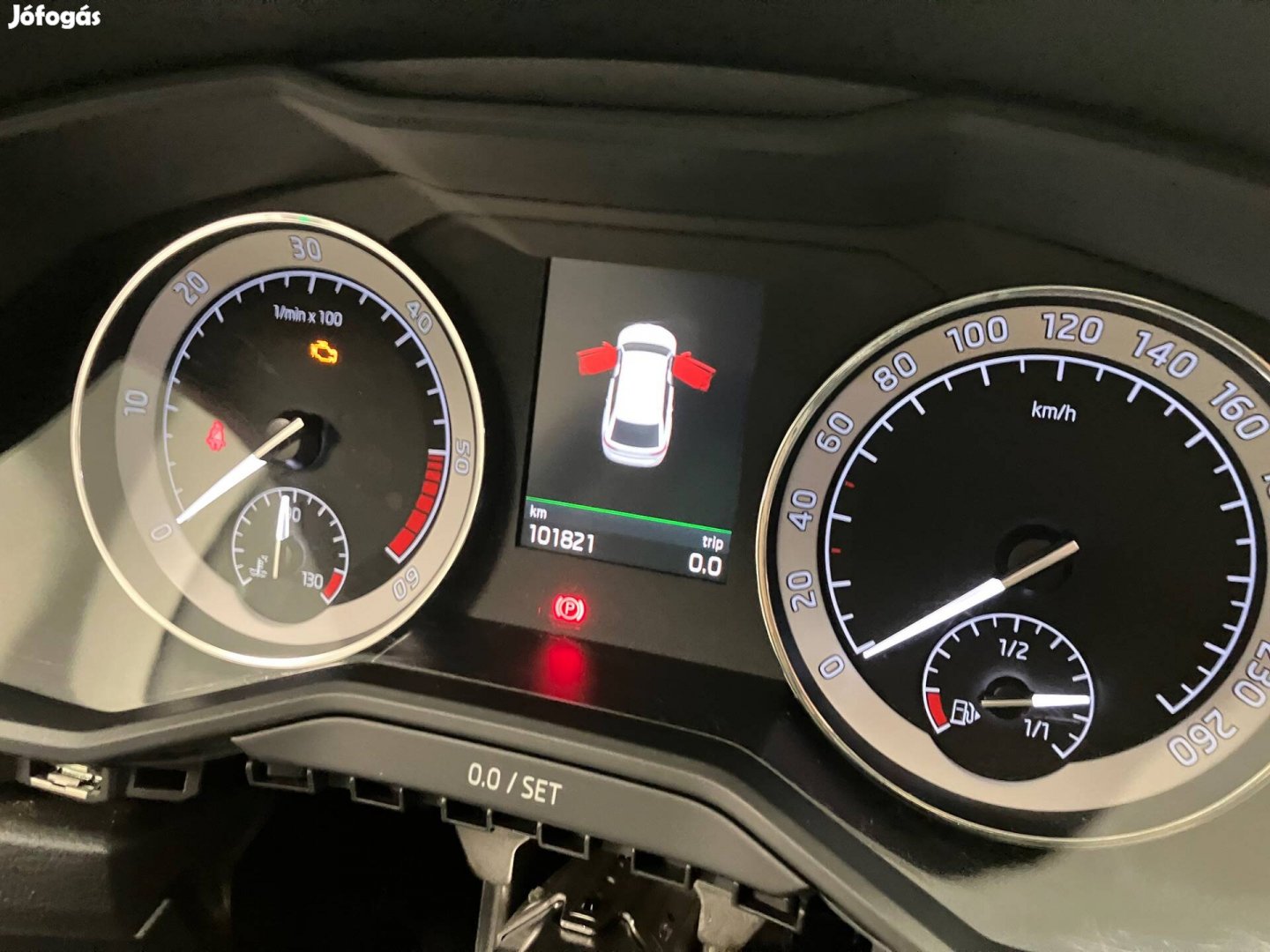 Skoda superb km óra kilóméter 3v0920751