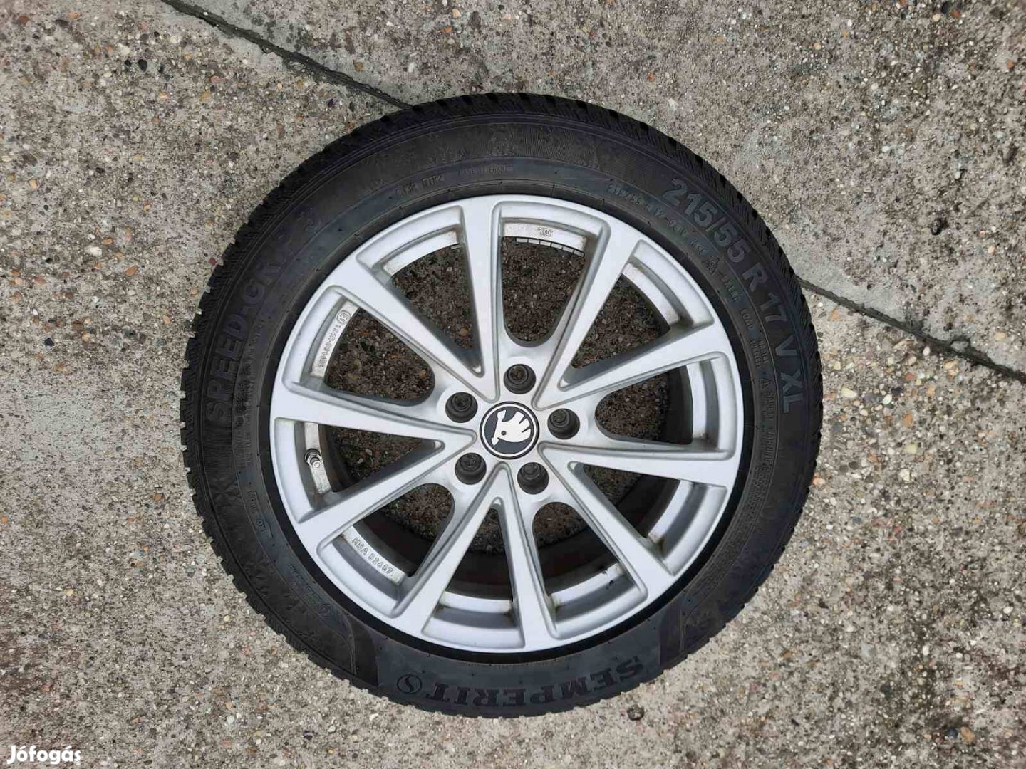 Skoda téligumi szett alufelnire szerelve eladó!