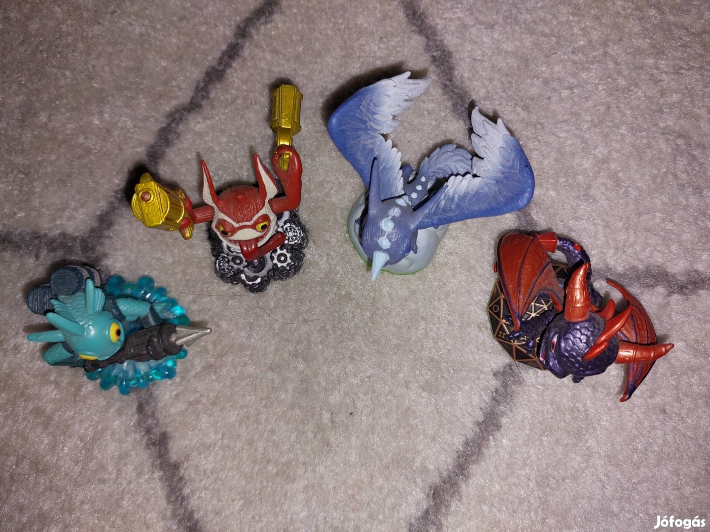 Skylanders figurák, már csak két db. elérhető