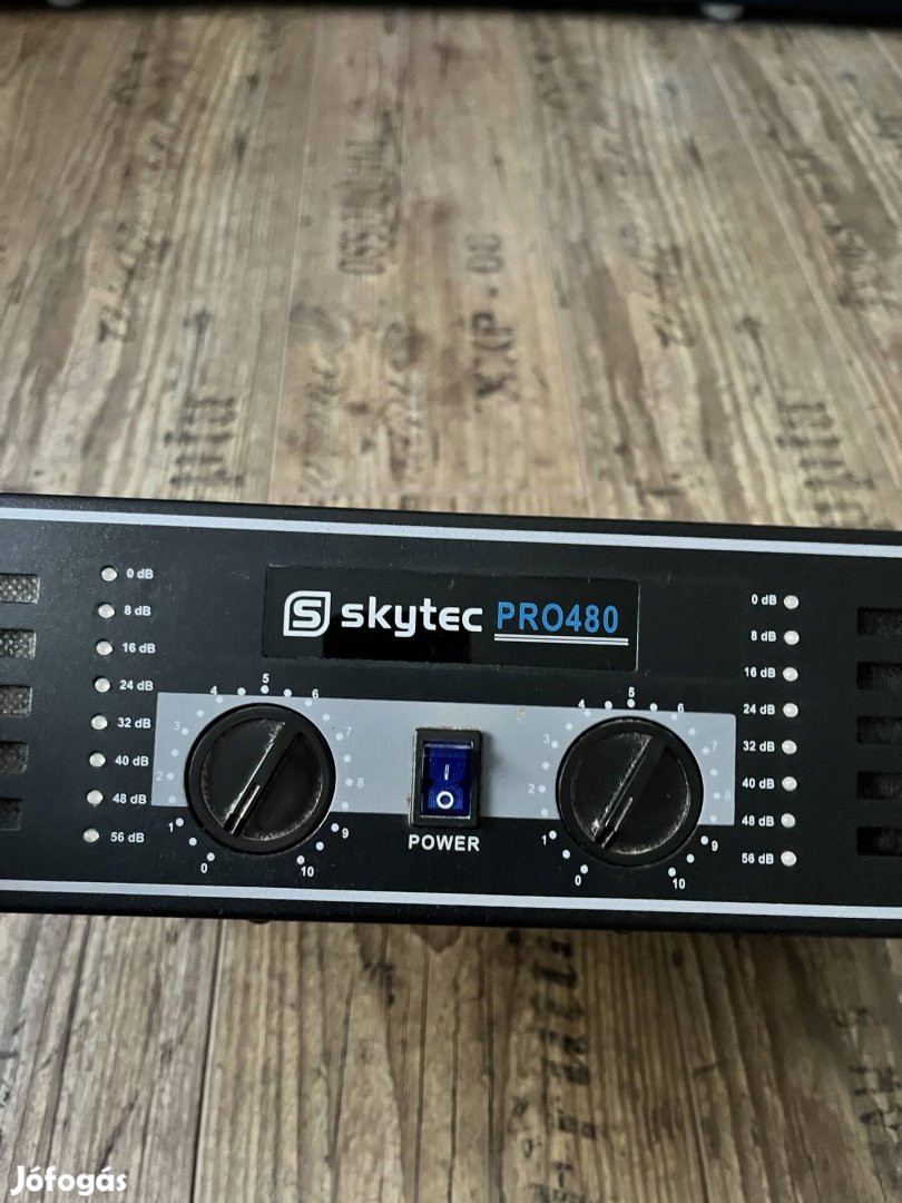 Skytec  pro480 végfok erősítő 