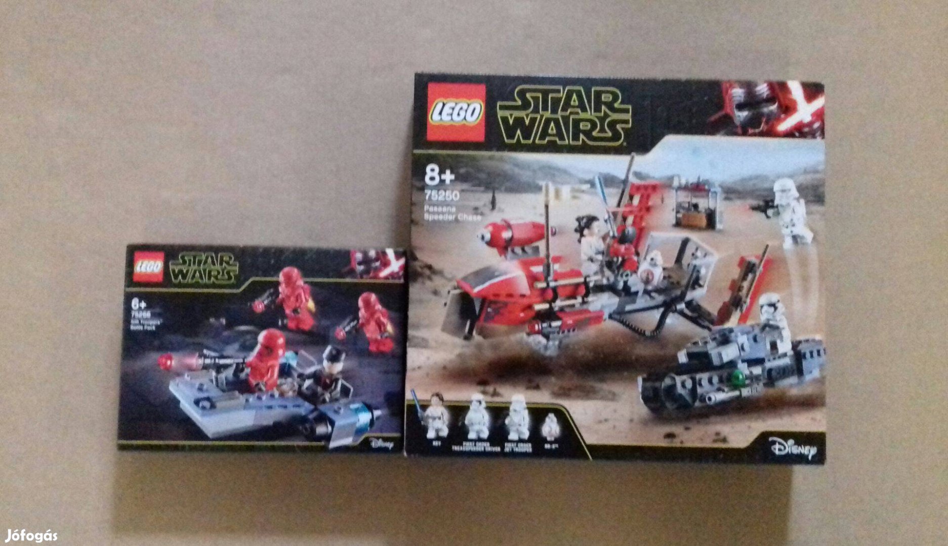 Skywalker kora bontatlan Star Wars LEGO 75250 Pasaana + 75266 Fox.árba