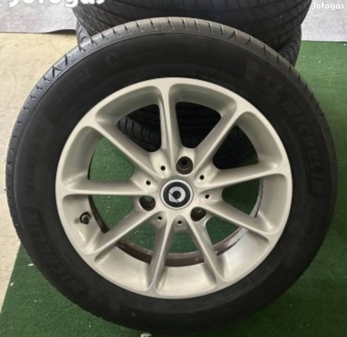 Smart 15os gyári alufelni Új nyarigumi Tpms