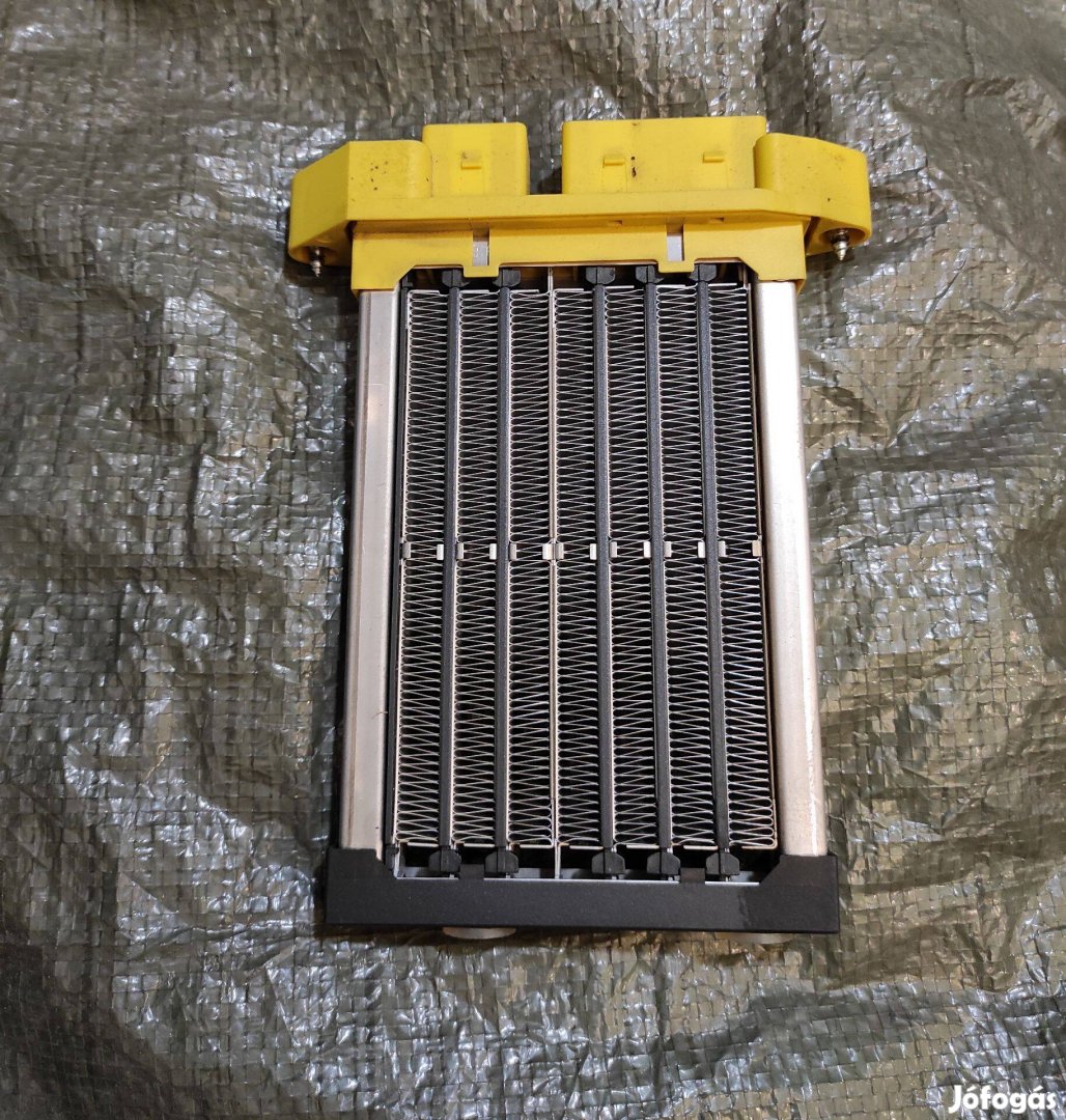 Smart Fortwo 450 gyári előmelegítő fűtő radiátor