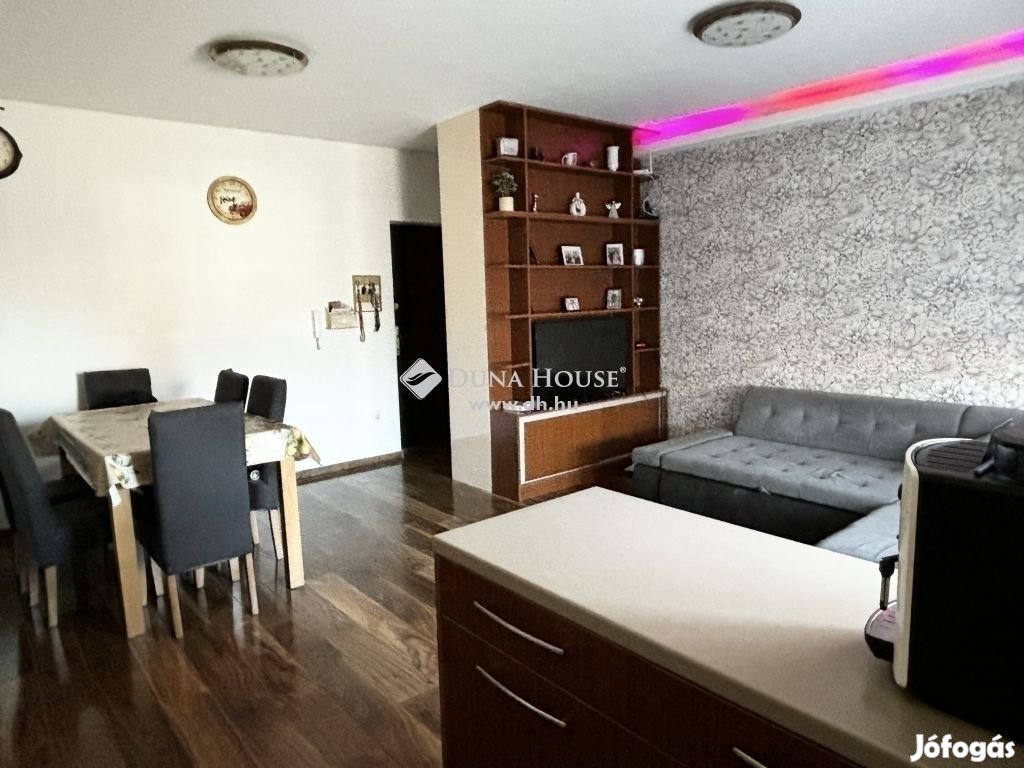 Smart Home épületében nappali + 3 hálós lakás, teremgarázzsal eladó!