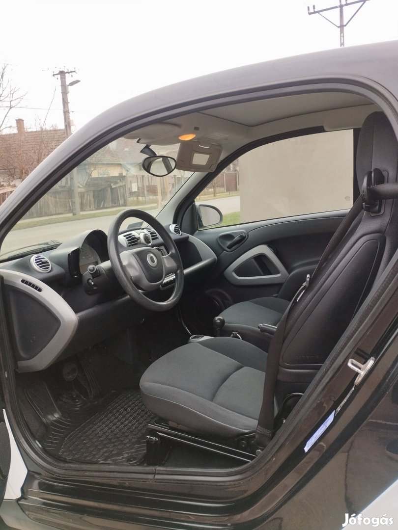 Smart fortwo 2012 Diesel, ülésfűtéssel