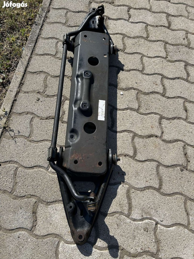 Smart fortwo 450 első futómű bölcső segédkeret