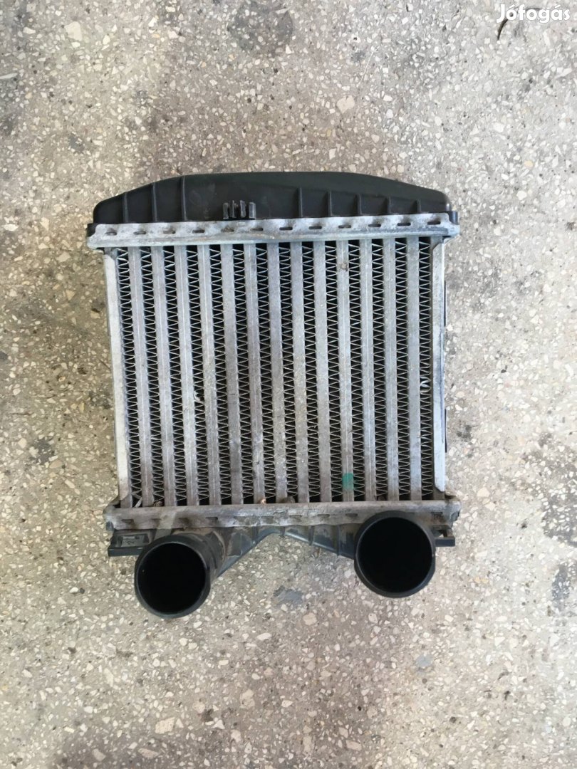 Smart fortwo 450 gyári intercooler hűtő benzines