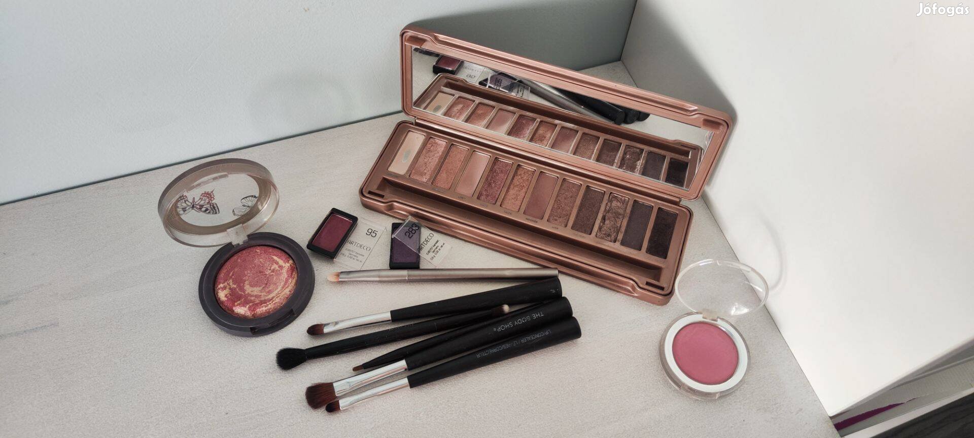 Sminkcsomag - Urban Decay, The Body Shop, Anastasia Beverly Hills stb