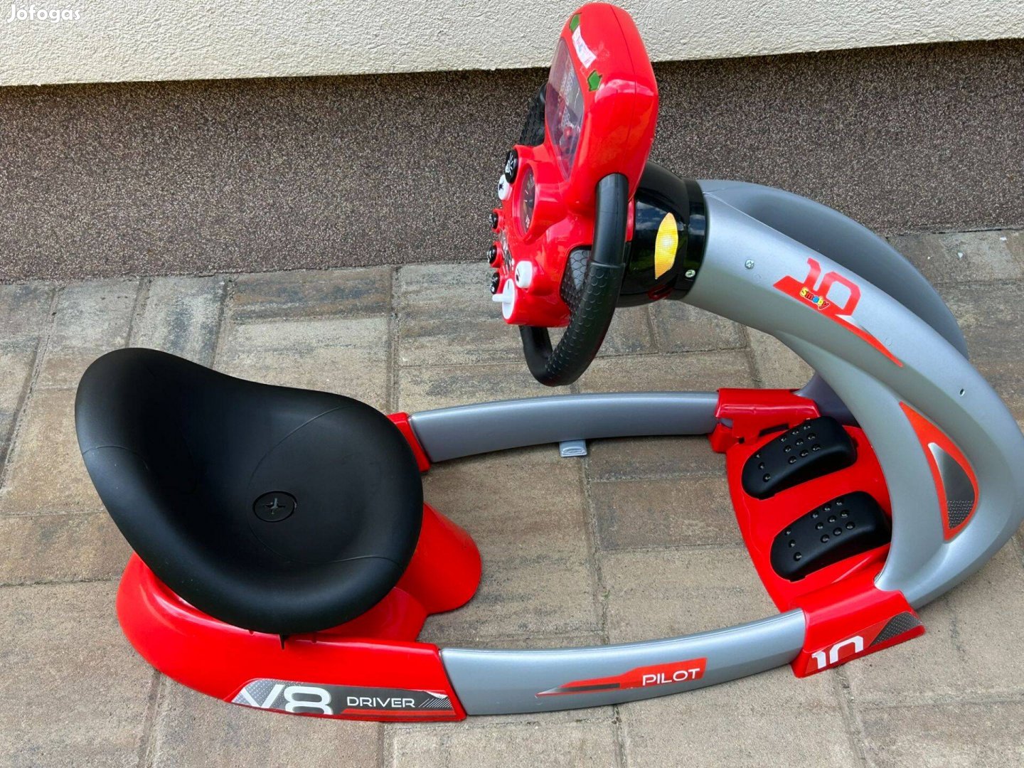 Smoby V8 Driver Szimulátor autó játék elektronikus hanggal és fénnyel