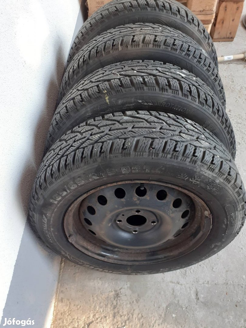 Snow 185/65R15 téli kerék garnitúra 