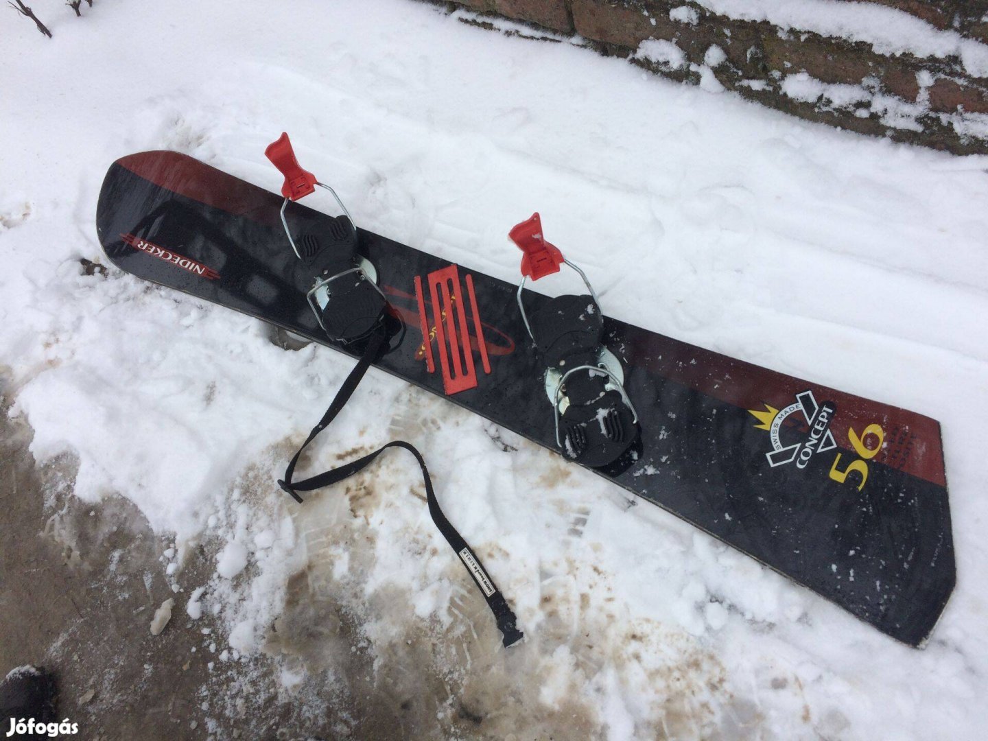 Snowboard Nidecker Swiss made 156 cm kemény kötéssel eladó