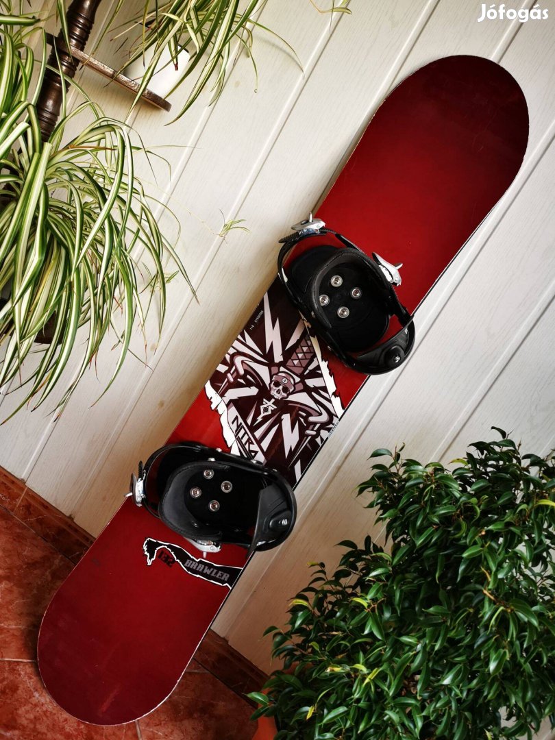 Snowboard eladó - Nitro Brawler - 132cm -