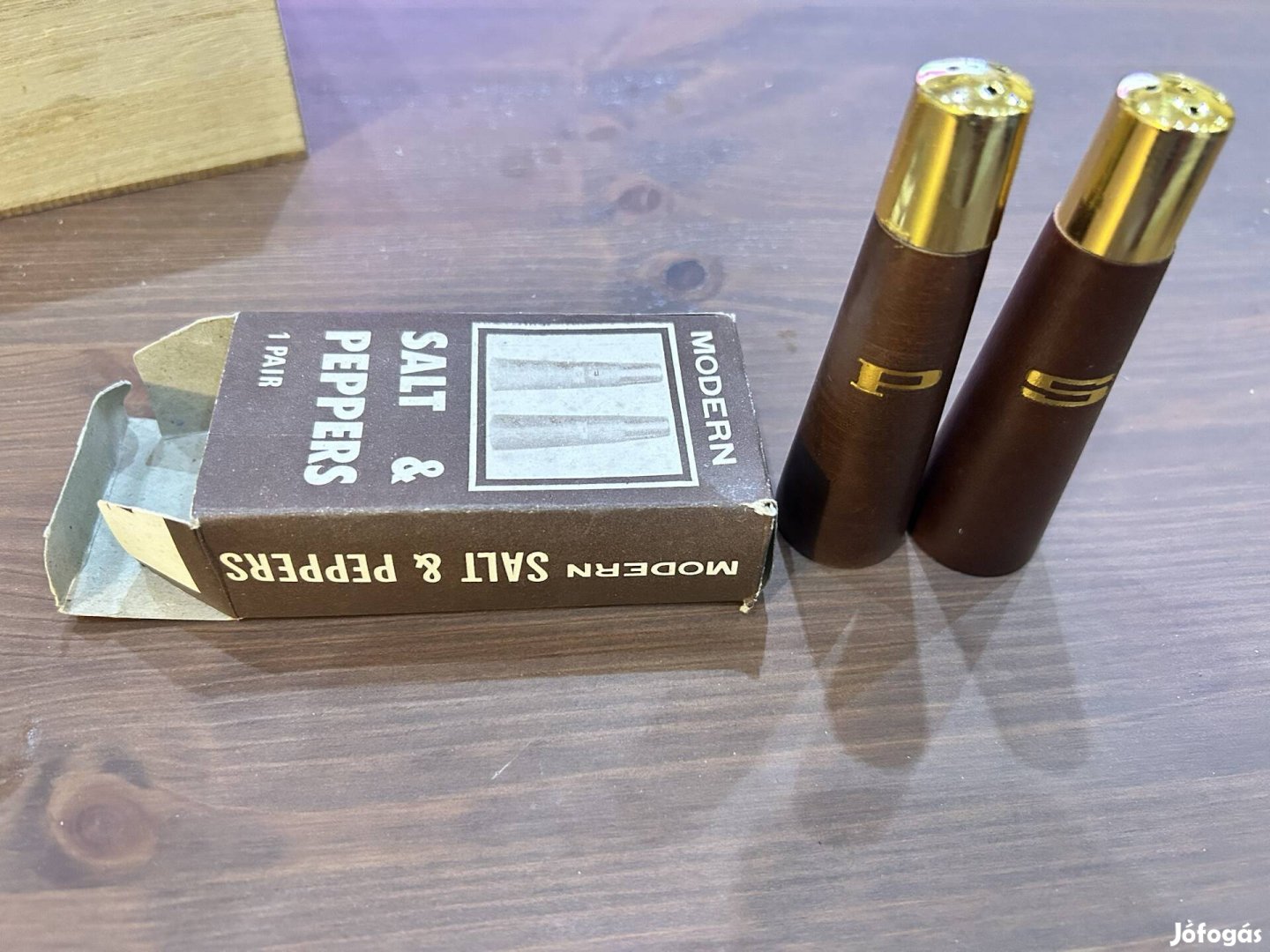 Só és bors szoró az eredeti dobozával