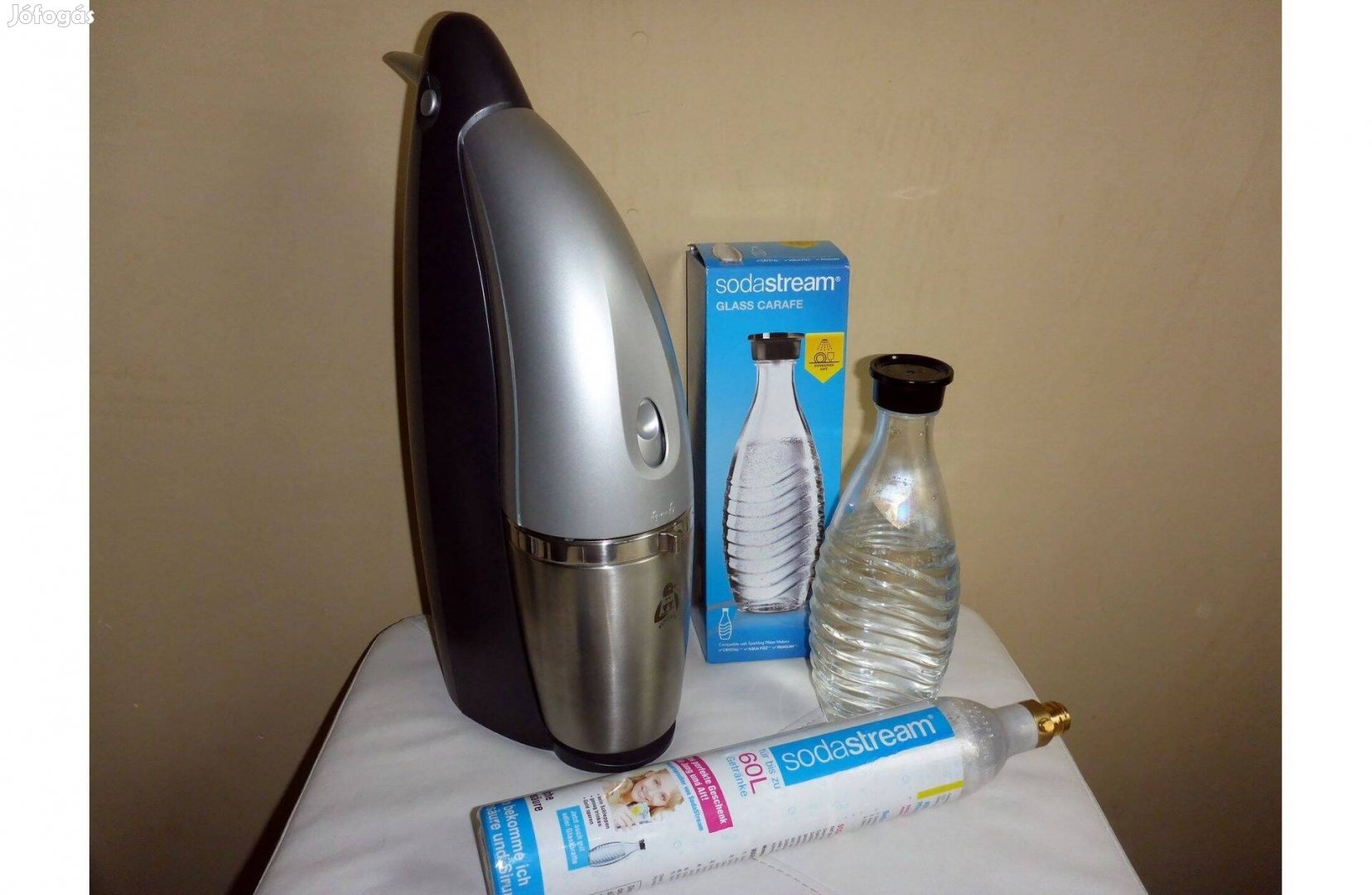 Sodastream Penguin Inox szódagép 60-80 liter szódához - tele patron