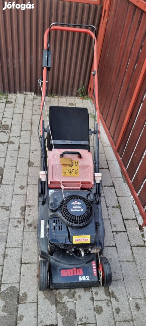 Solo 582 B Briggs&Stratton 40cm 5.5le benzinmotoros fűnyíró 