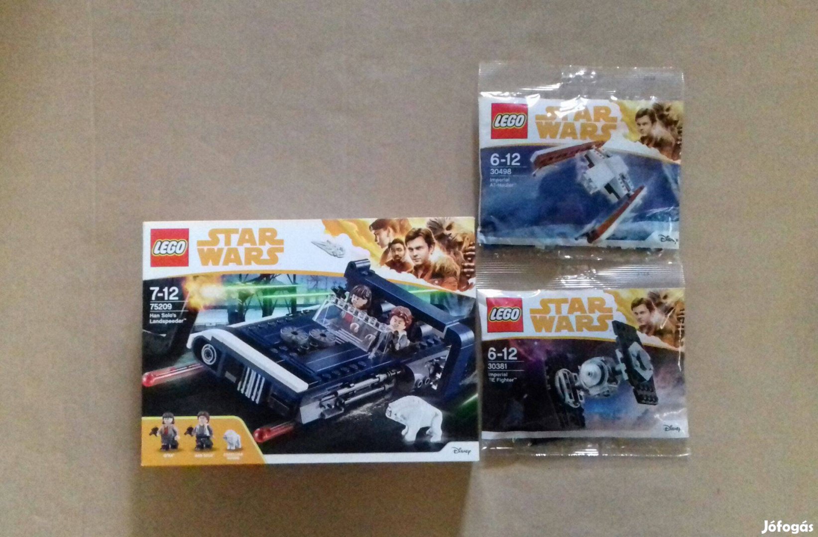 Solo új Star Wars LEGO 75209 Han terepsiklója + 30381 + 30498 Fox.árba