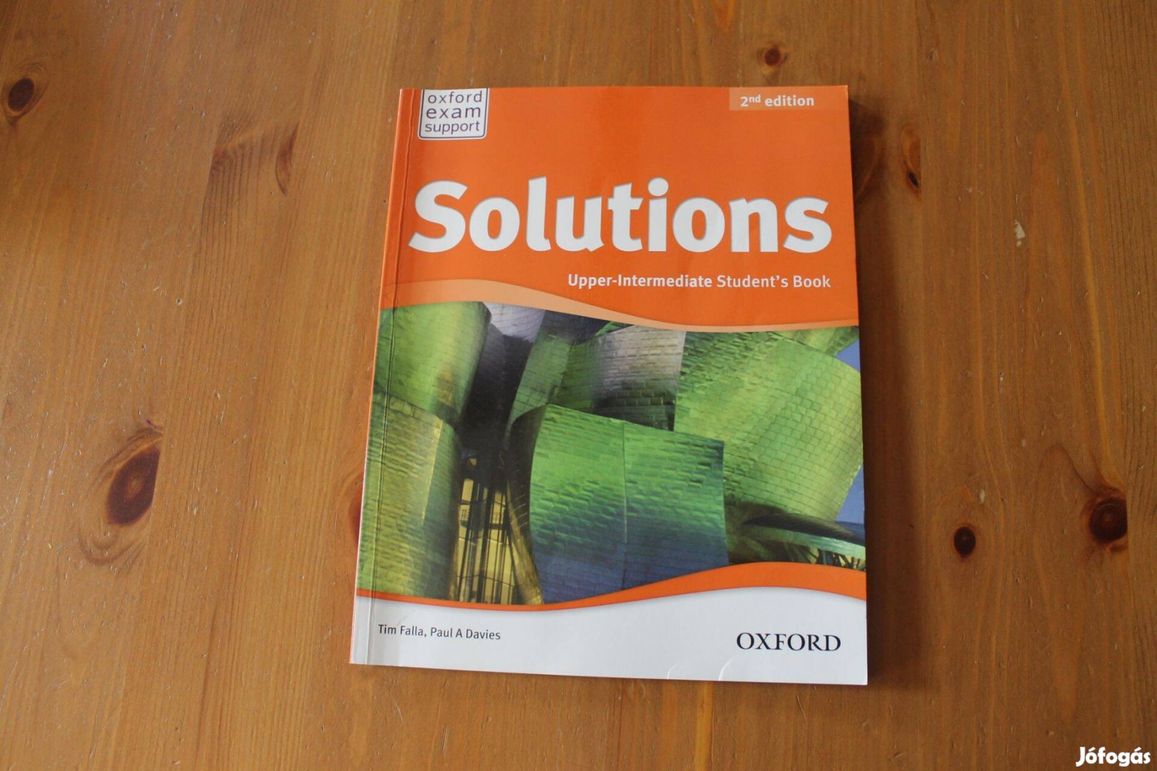 Solutions - Angol nyelvkönyv