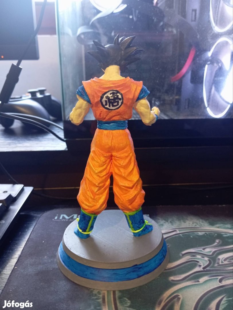 Son Goku akció figura 17cm magas
