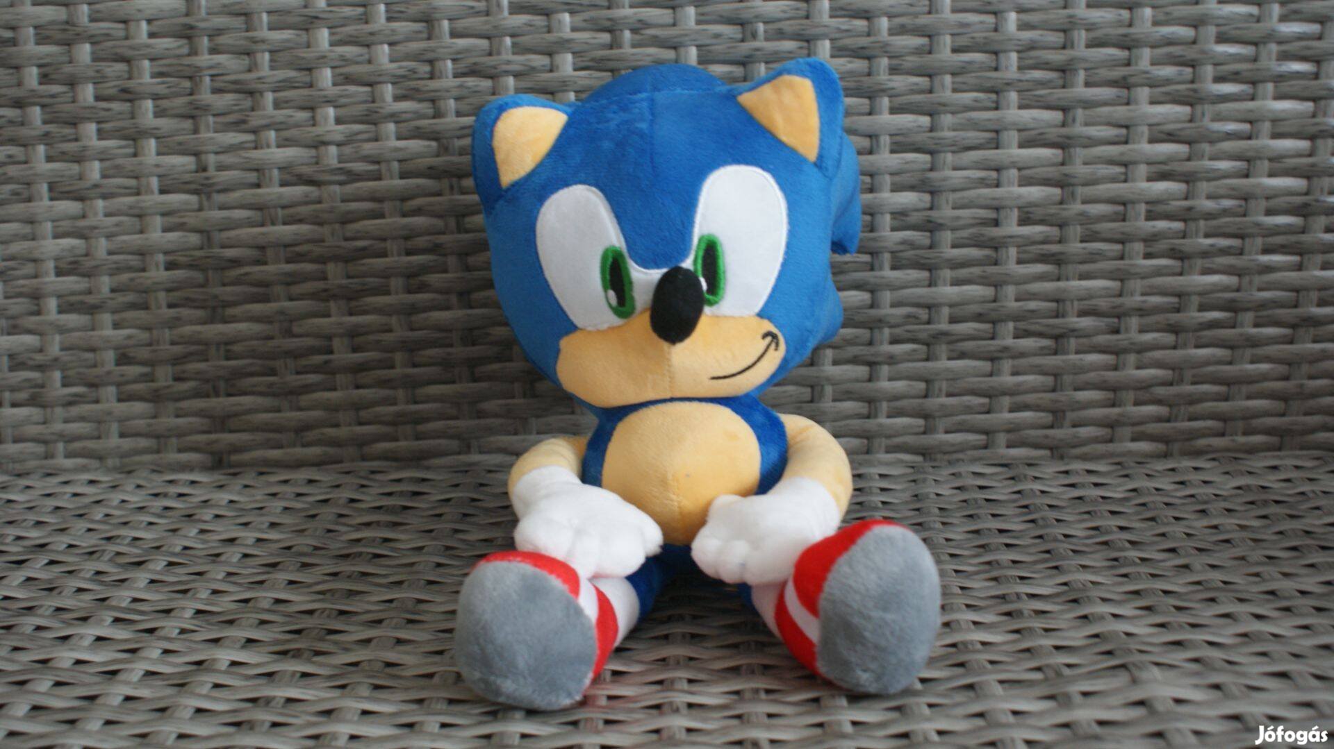 Sonic a Sündisznó plüss - 30 cm (Sonic the Hedgehog Sega)