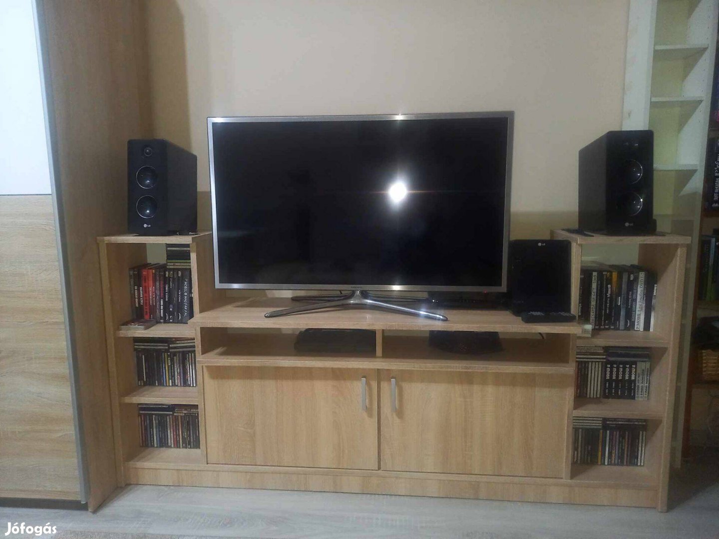 Sonoma tölgy tv-állvány