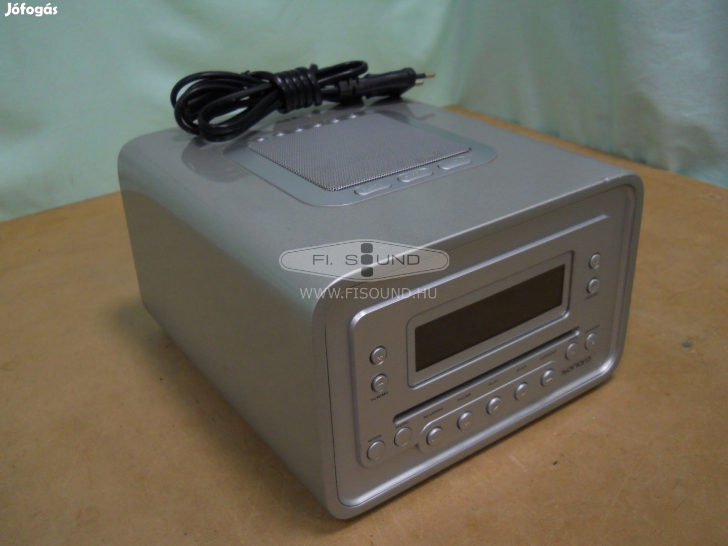 Sonoro Cubo AU-1300 ,MP3,CD,rádiós ébresztő óra