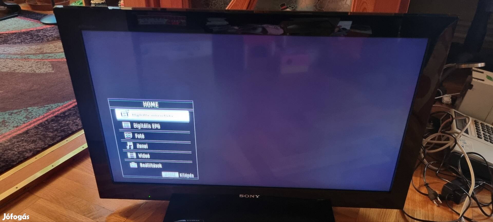 Sony 32" LCD televízió hibás 