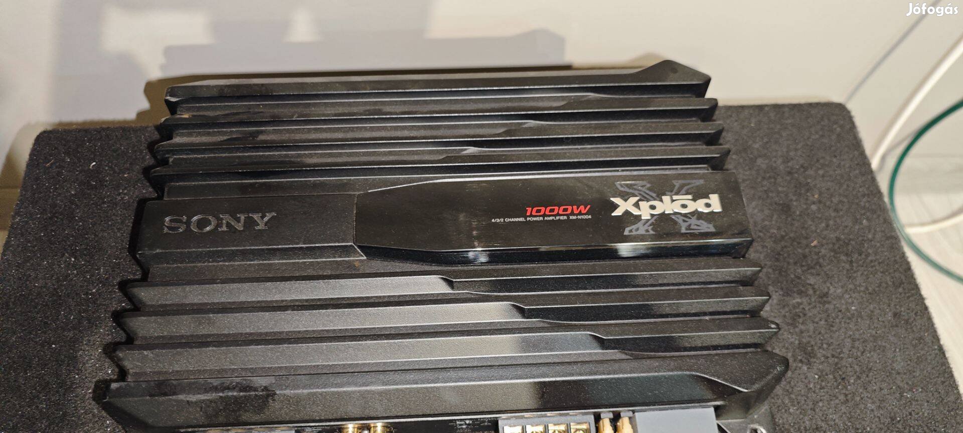 Sony 4 csatornás erősítő + mélyláda