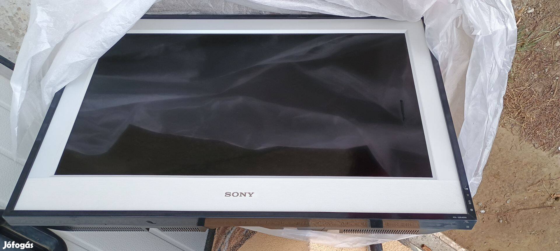 Sony 82cm lcd tv