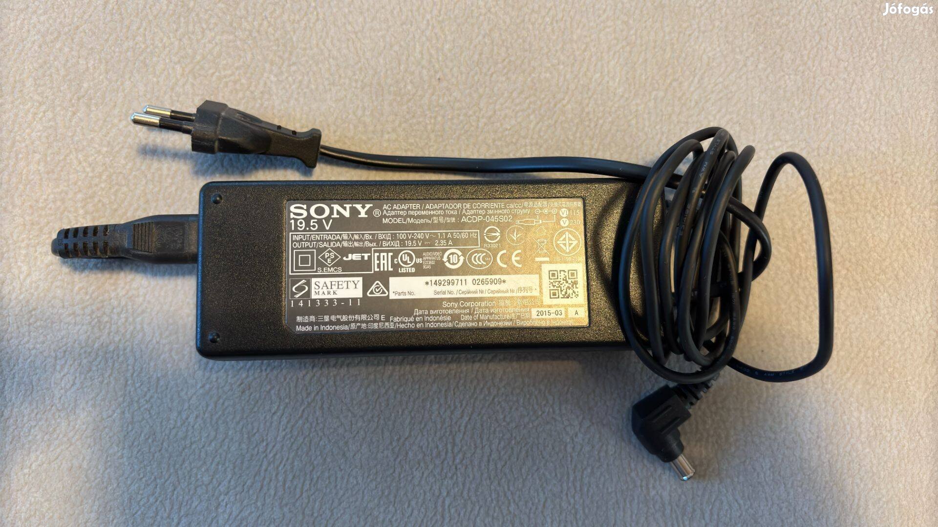 Sony Acdp-045S02 19,5 V hálózati töltő